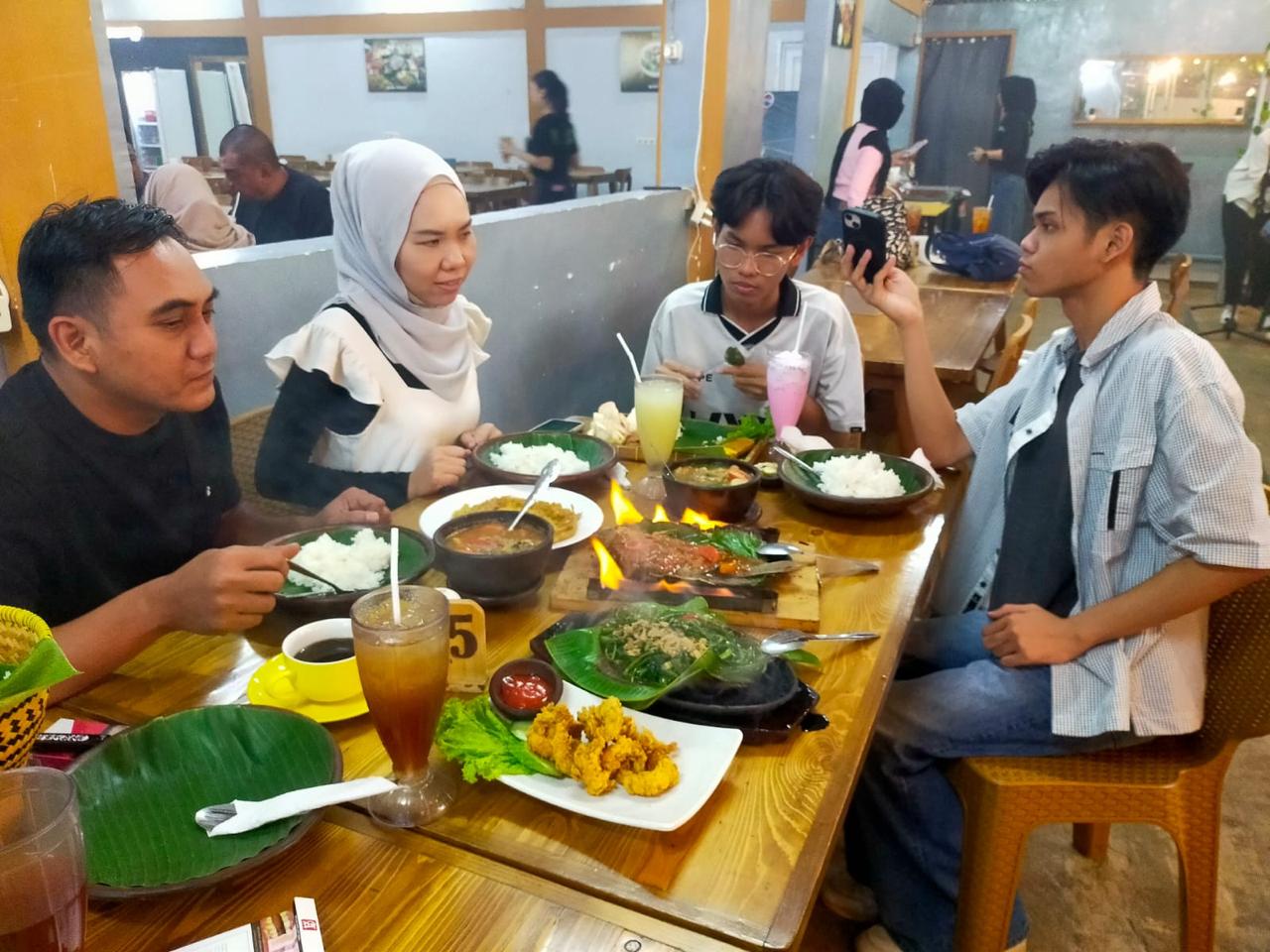 Liburan Keluarga Bandung